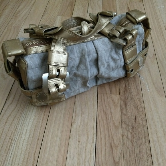 Michael Kors Handbag - Picture 1 of 8